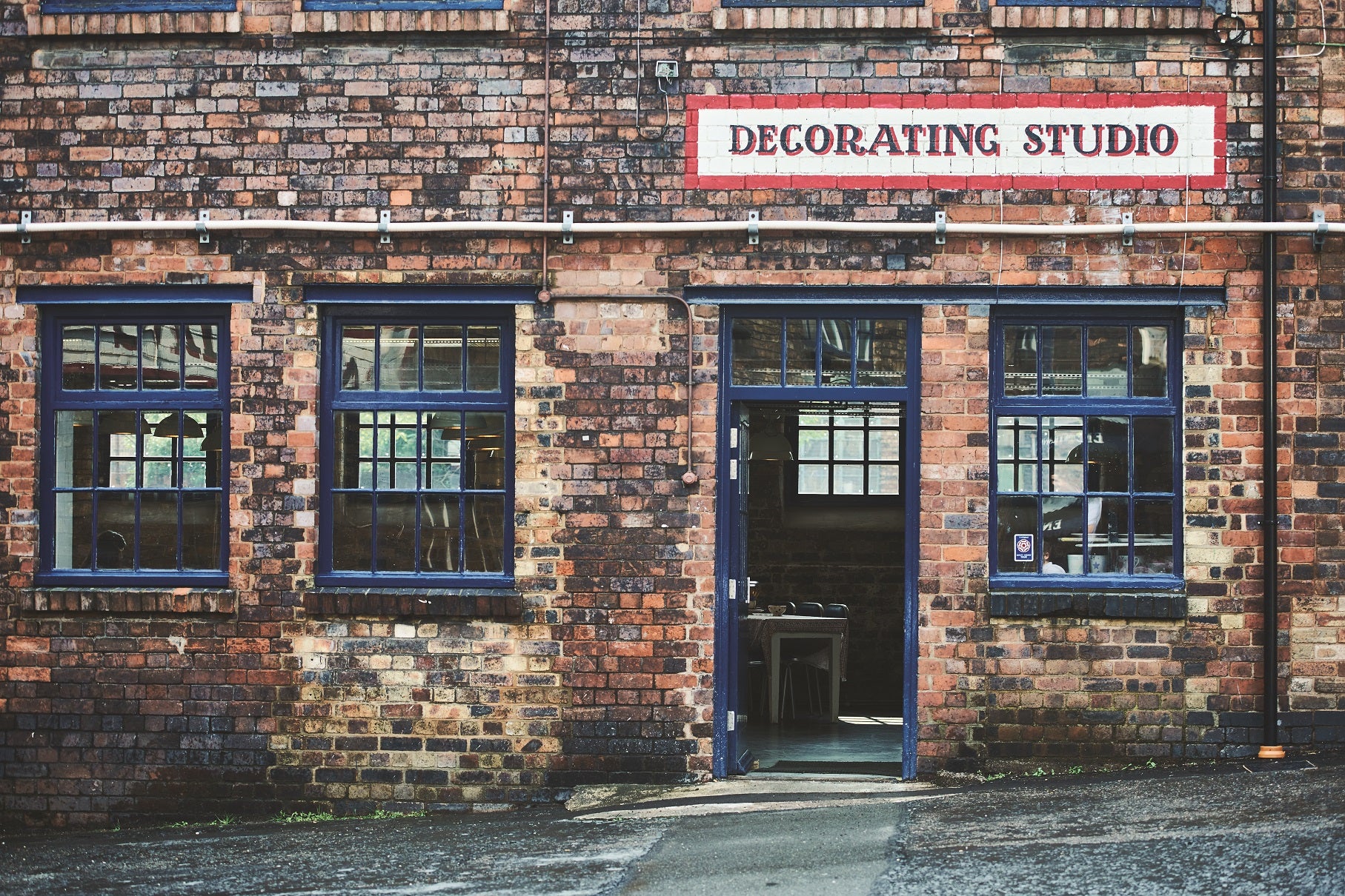 Factory Tour, Decorating Studio & Afternoon Tea Experience (11:30am) - Image 6