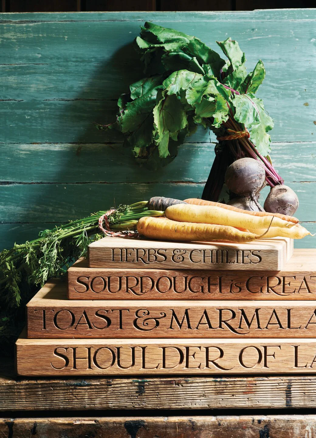 Black Toast Medium Wooden Chopping Board - Image 6