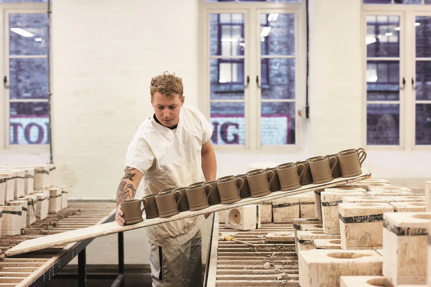 Breakfast, Decorating Studio & Factory Tour Experience - Image 6